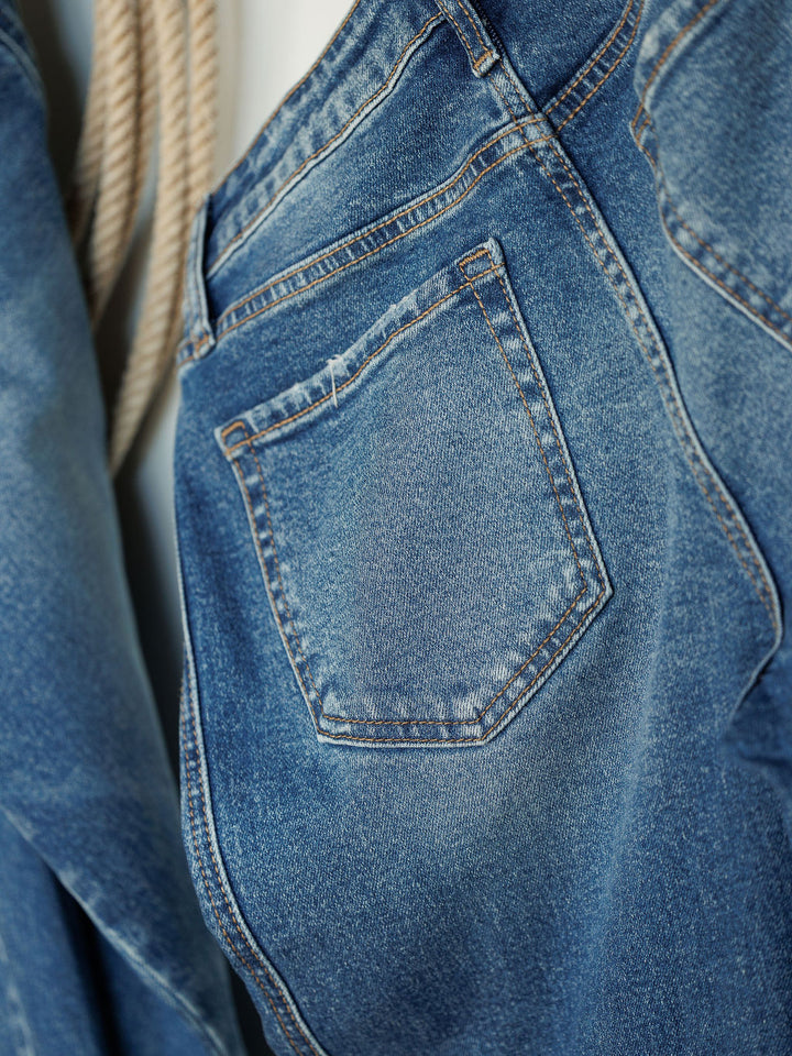 The Kamden High Rise Barrel Jeans