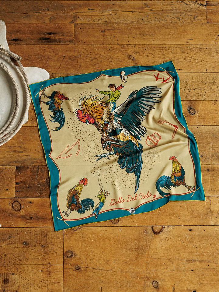 Gallo Del Cielo Neck Scarf