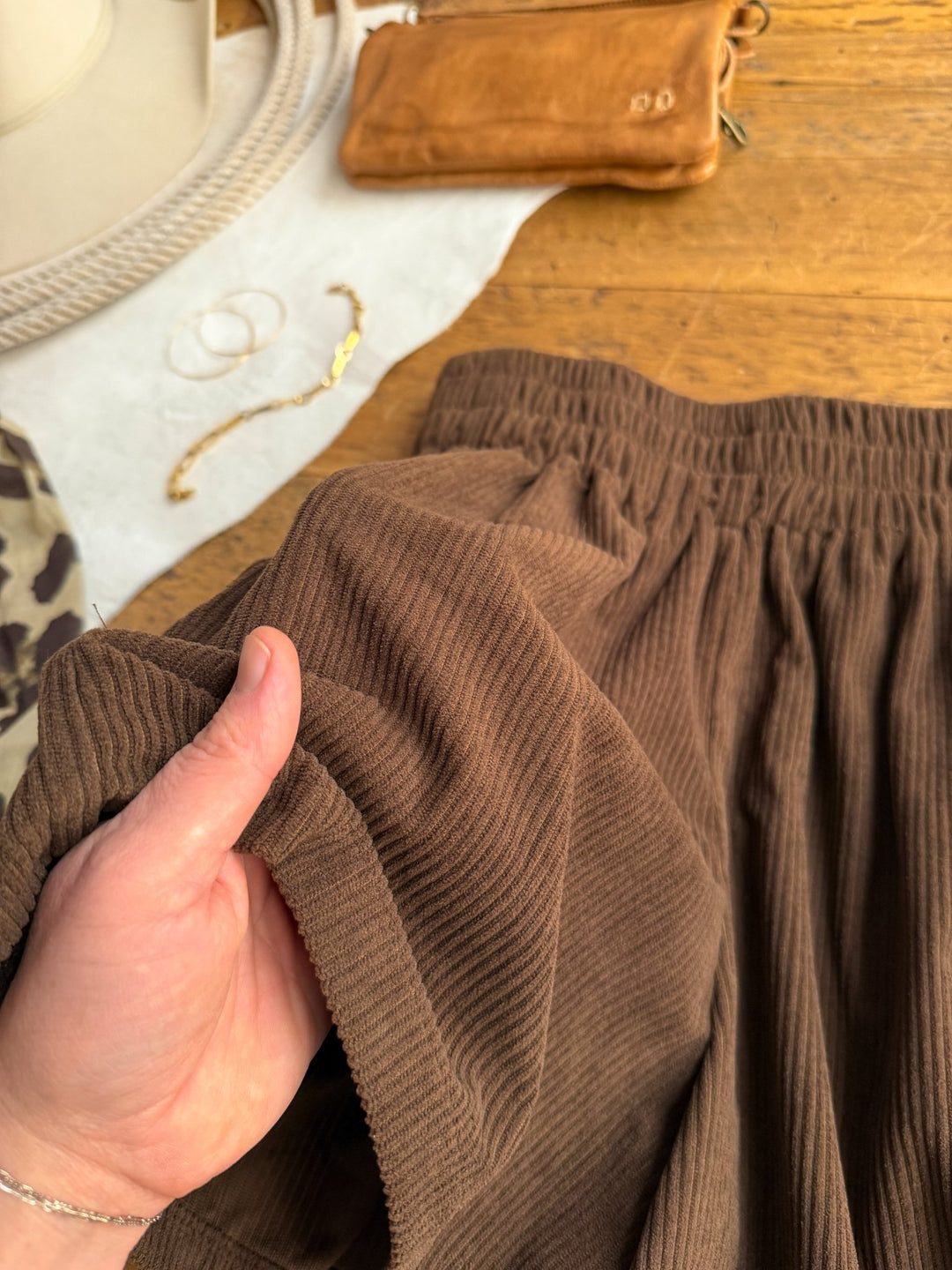Elwood Corduroy Shorts