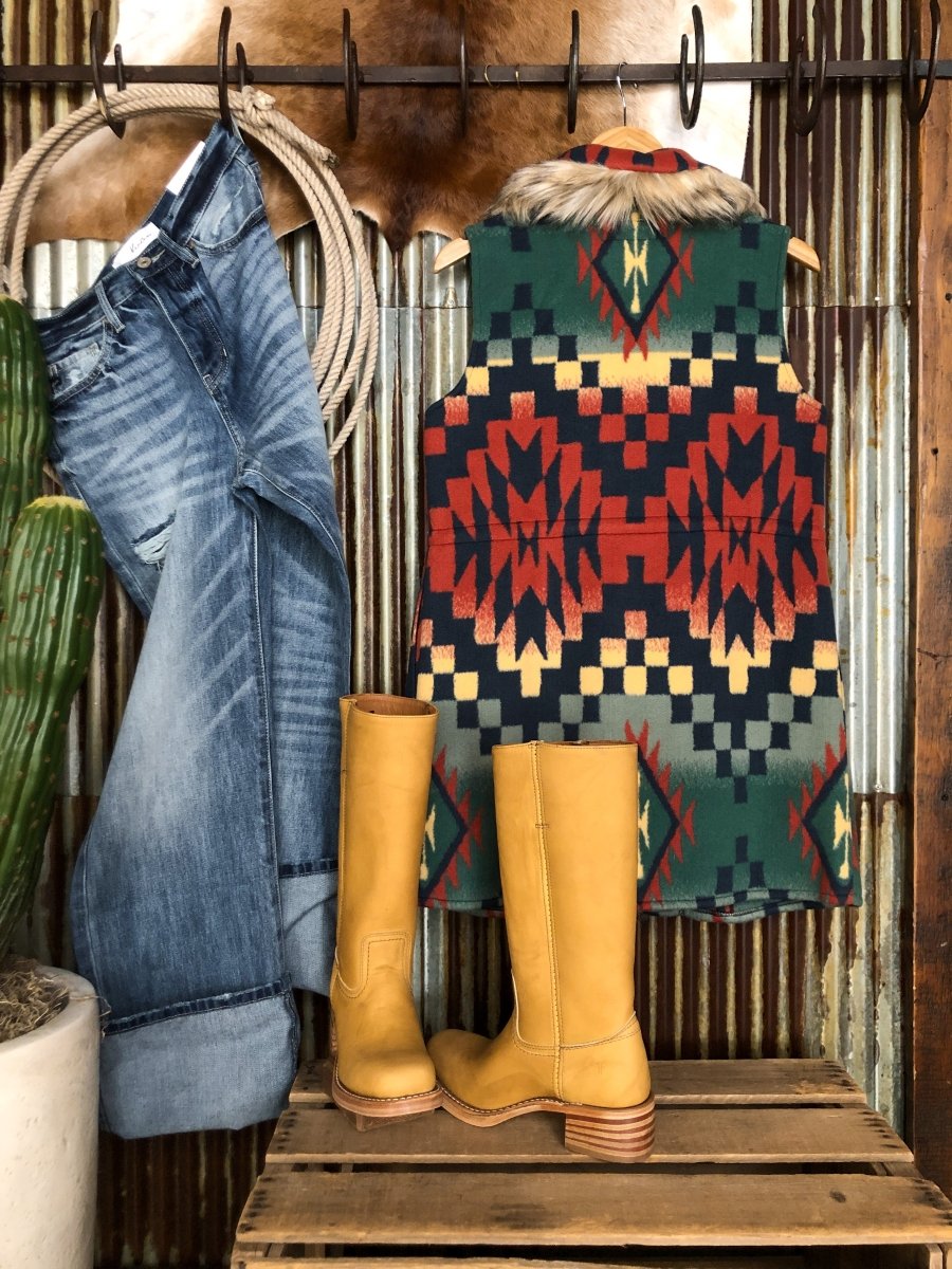 The Tusculum {Vest}