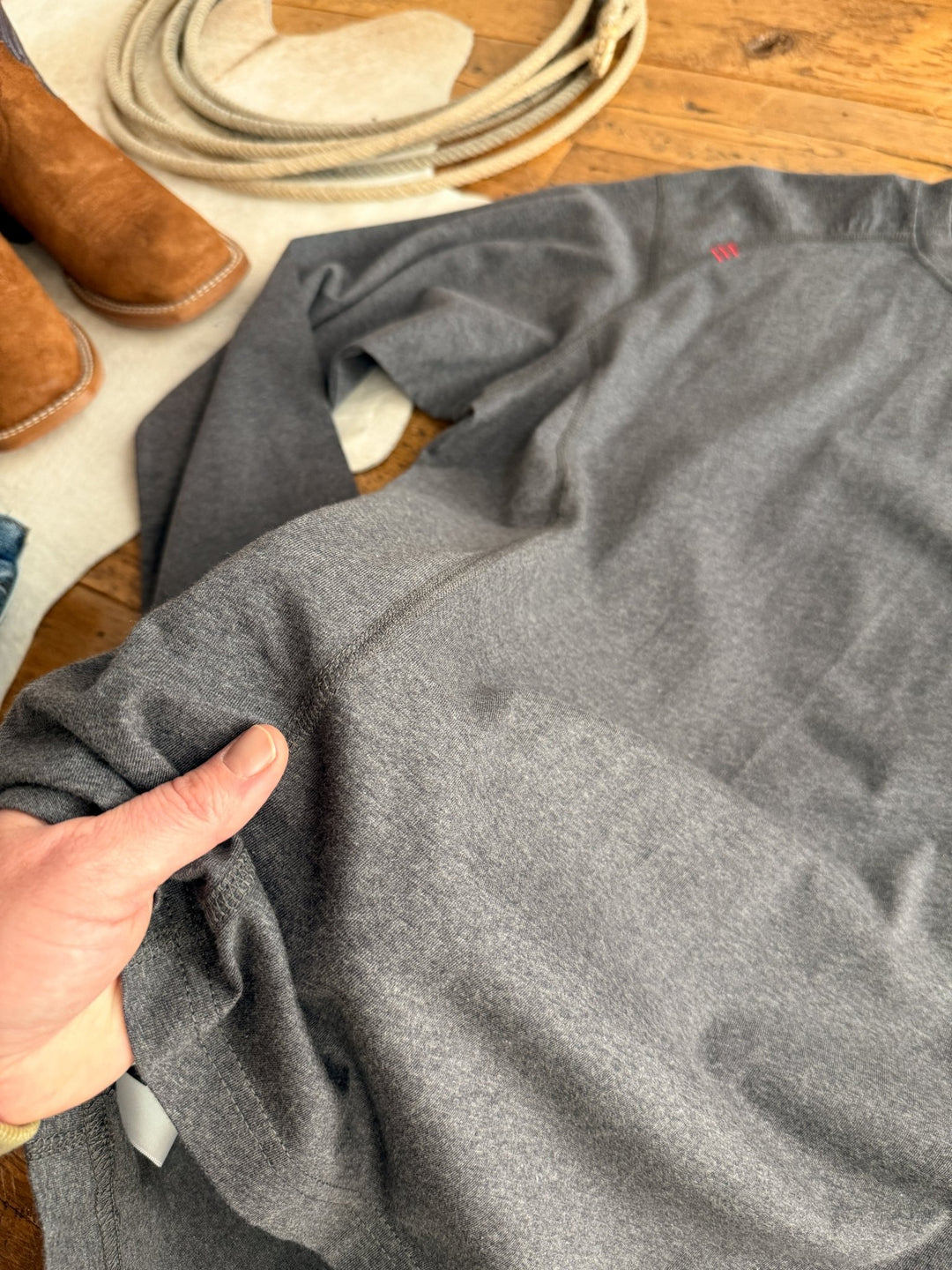 True Grit Ariat Men's Charcoal Top