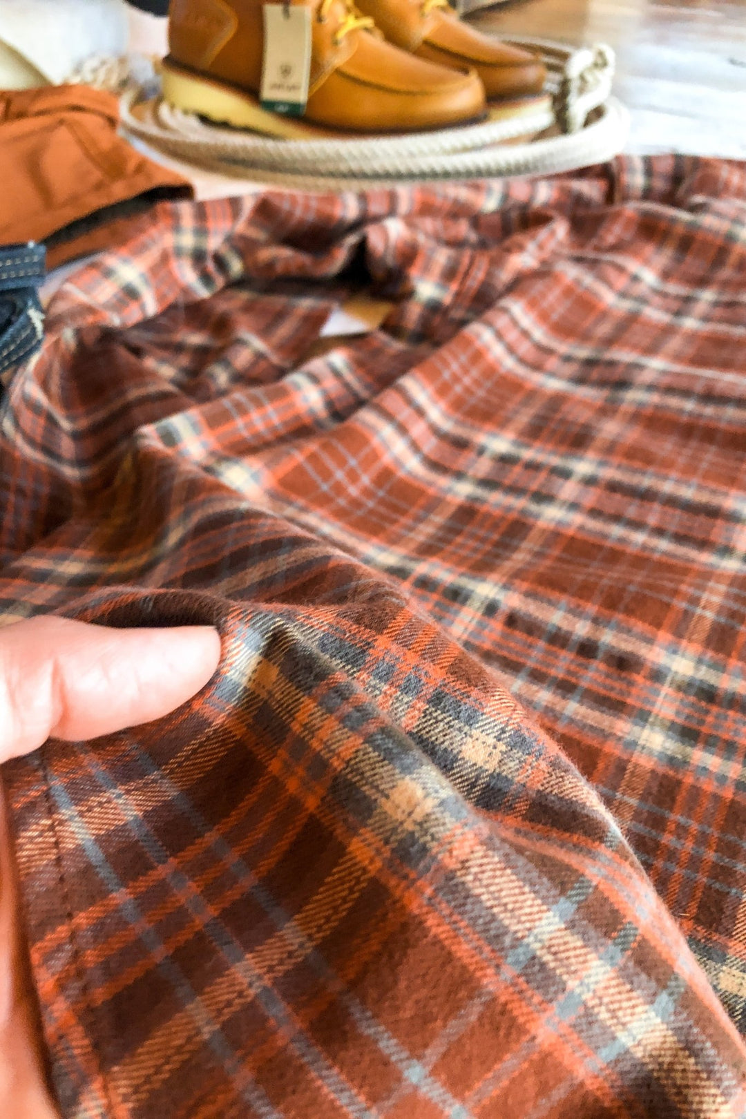 Dadeville Ariat Men's Flannel Button Up